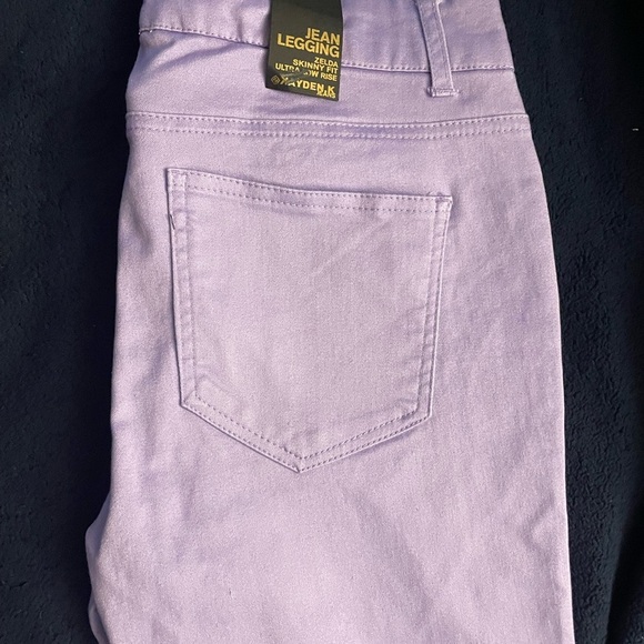 New  Kayden K California woman’s
 LILAC SKINNY JEANS 
MSRP $89 - Picture 7 of 9